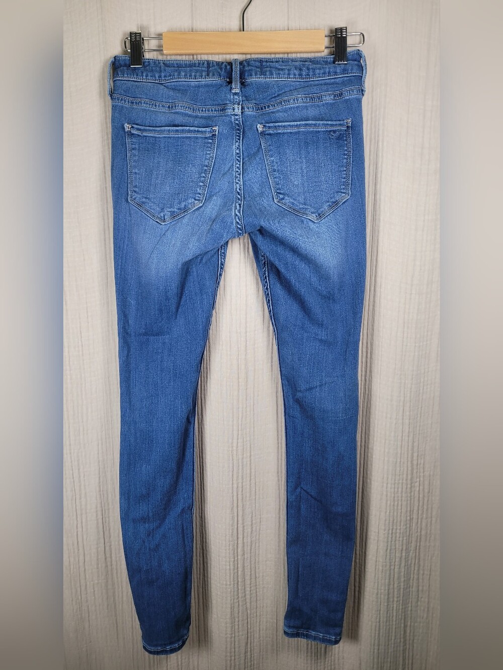 Hollister Low Rise Jean Leggings Classic Blue Distressed Skinny Jeans - 7R 28 - Picture 7 of 16